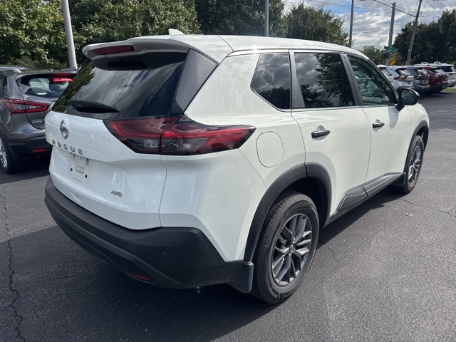 2021 Nissan Rogue S photo 3