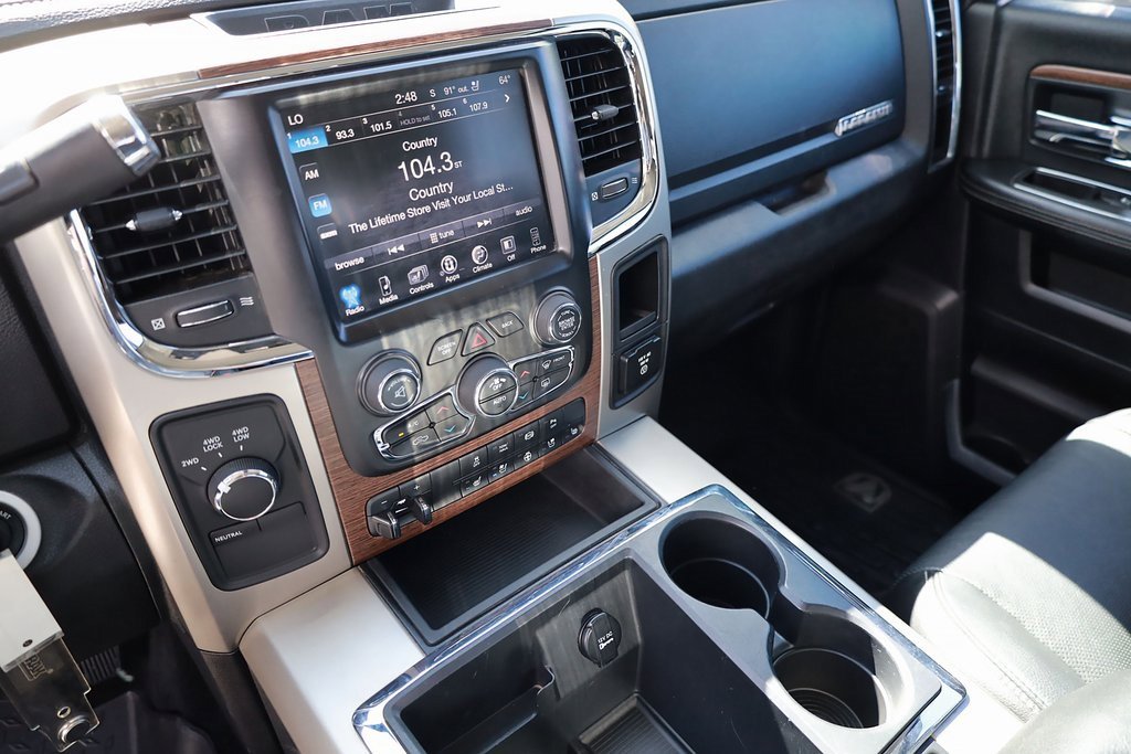2014 Ram 3500 Laramie photo 15