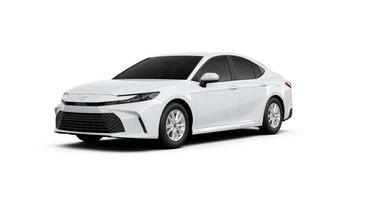 2026 Toyota Camry LE's photo