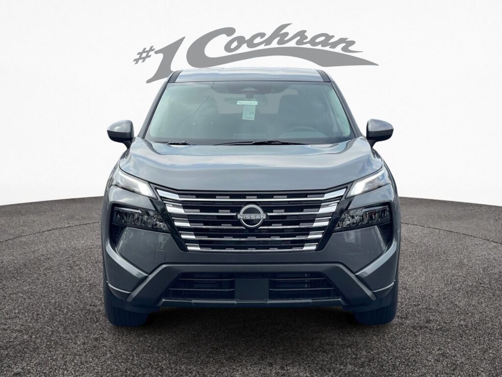 2026 Nissan Rogue SV photo 2