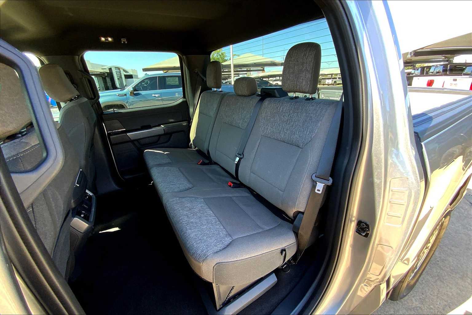 2024 Ford F-150 XLT photo 20