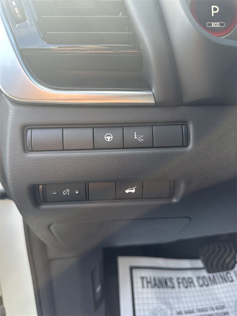 2021 Nissan Rogue Platinum photo 13
