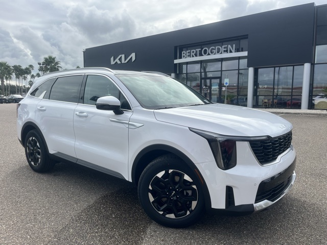 2026 Kia Sorento S's photo