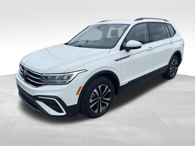 2023 Volkswagen Tiguan S photo 2