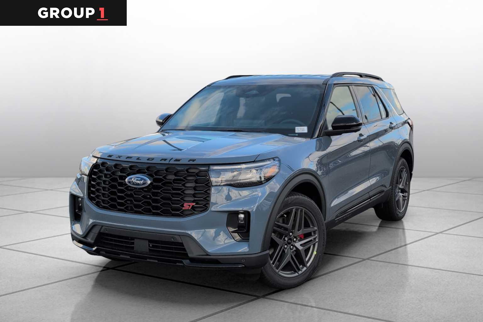 2025 Ford Explorer ST's photo