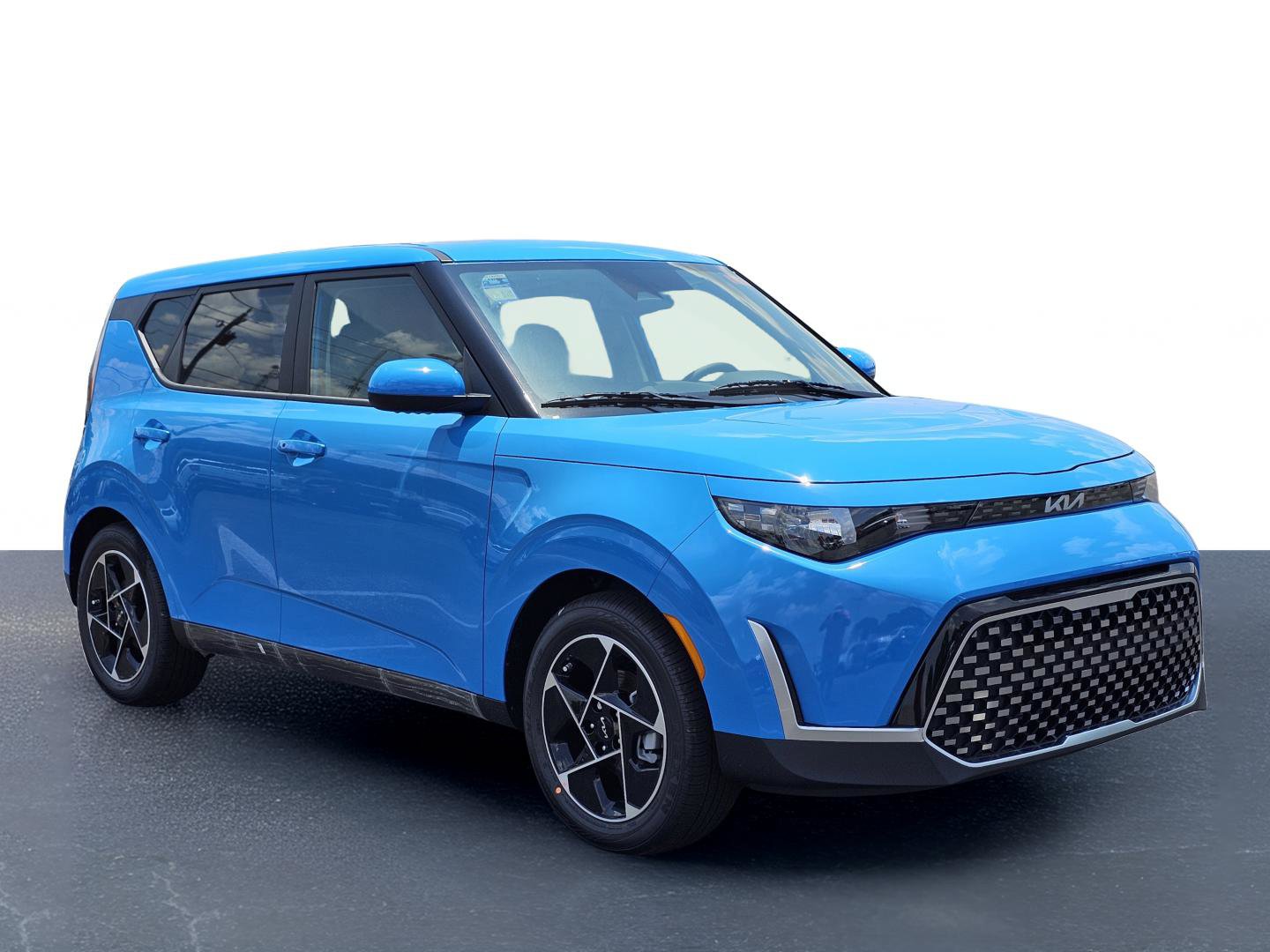 2025 Kia Soul EX photo 3