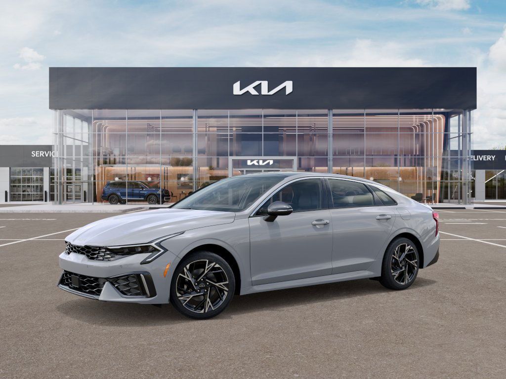 2025 Kia K5 GT-Line photo 3