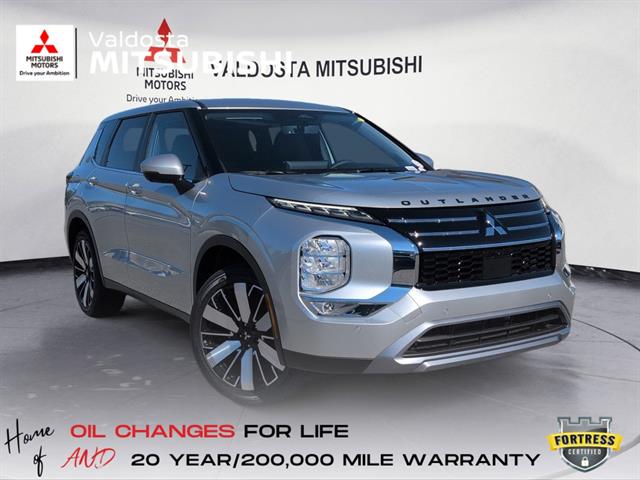 2025 Mitsubishi Outlander SE's photo