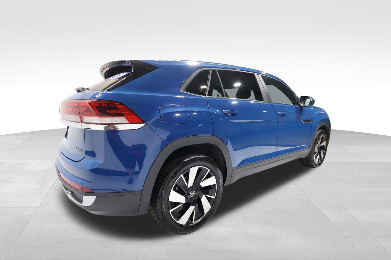 2025 Volkswagen Atlas Cross Sport SE Technology photo 3