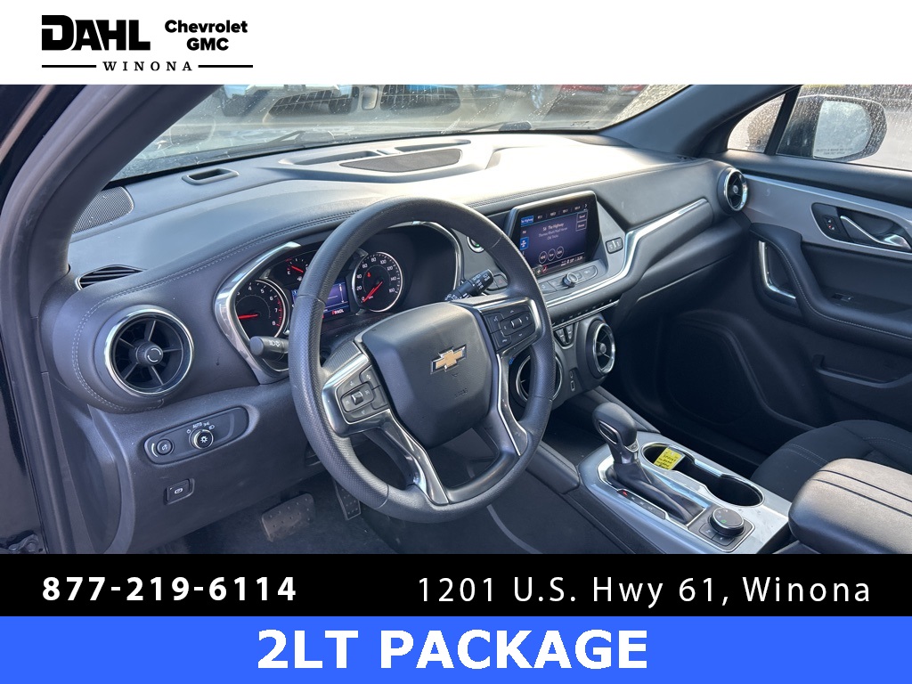 2022 Chevrolet Blazer 2LT photo 2