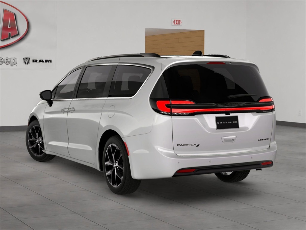 2026 Chrysler Pacifica Limited photo 4