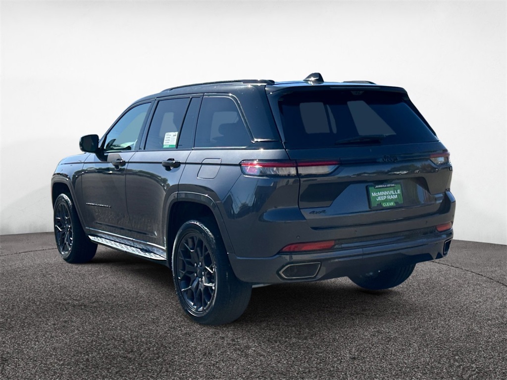 2025 Jeep Grand Cherokee Summit Reserve photo 3