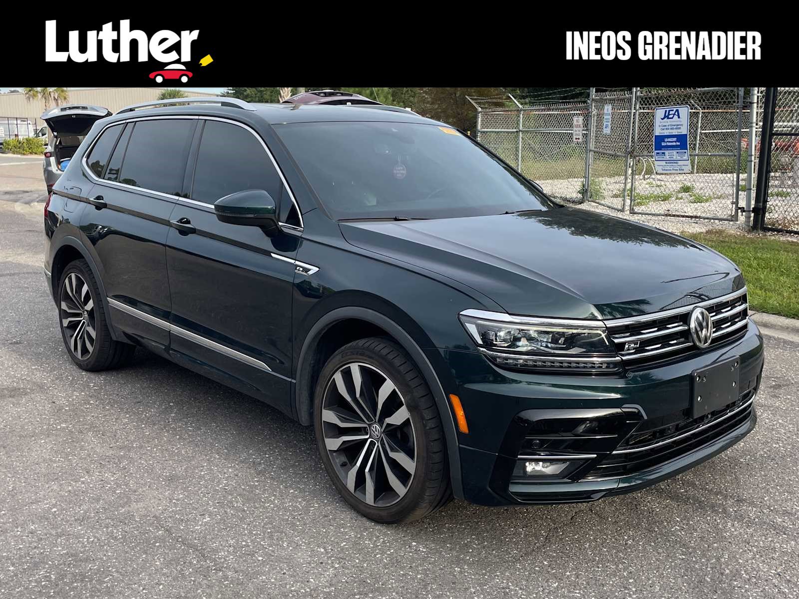 2019 Volkswagen Tiguan SEL Premium R-Line's photo