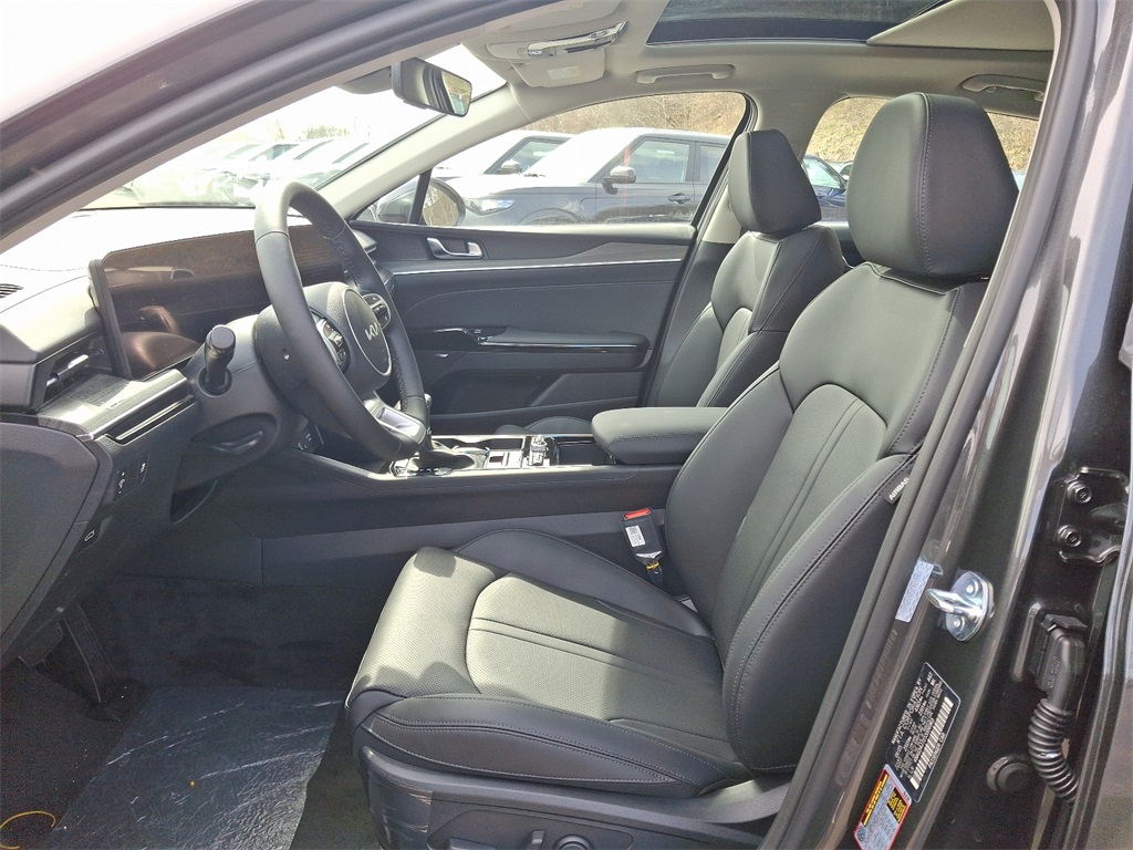 2025 Kia K5 EX photo 11