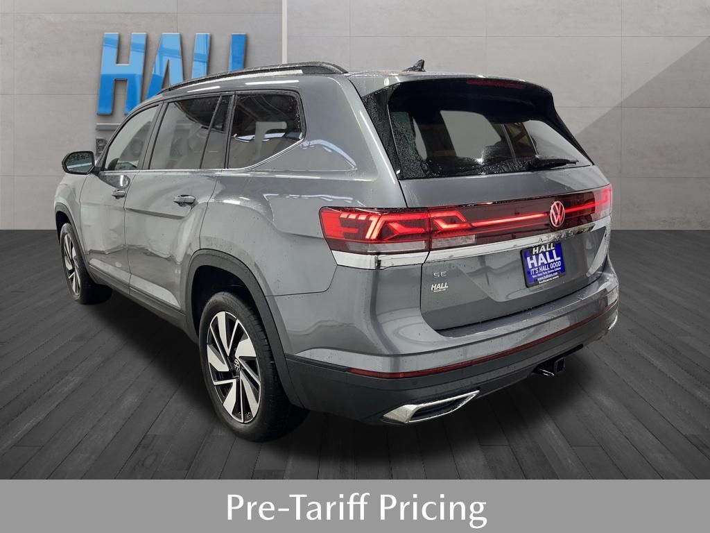 2025 Volkswagen Atlas SE Technology photo 3