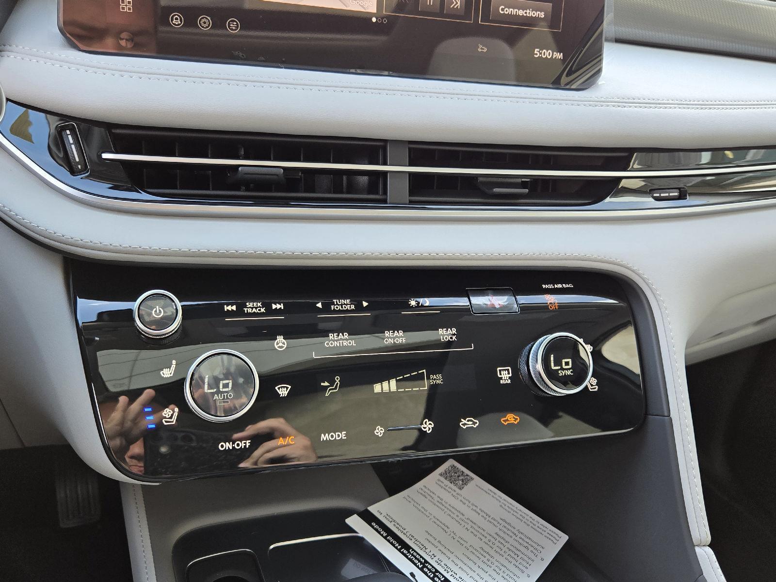 2026 Infiniti QX60 Luxe AWD photo 23