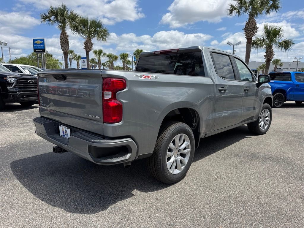 2025 Chevrolet Silverado 1500 Custom photo 6