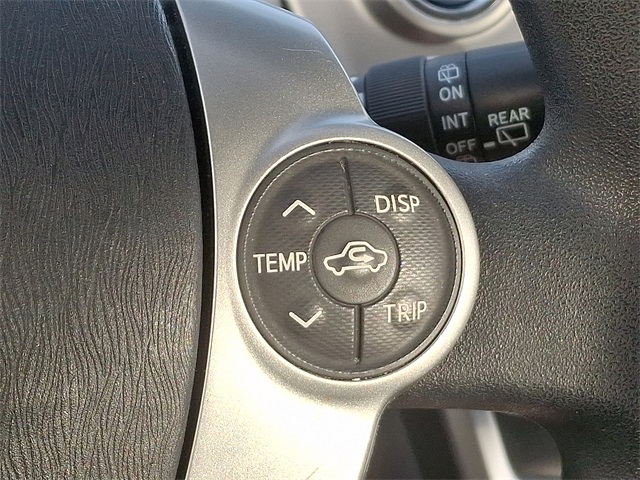 2012 Toyota Prius V Three photo 21