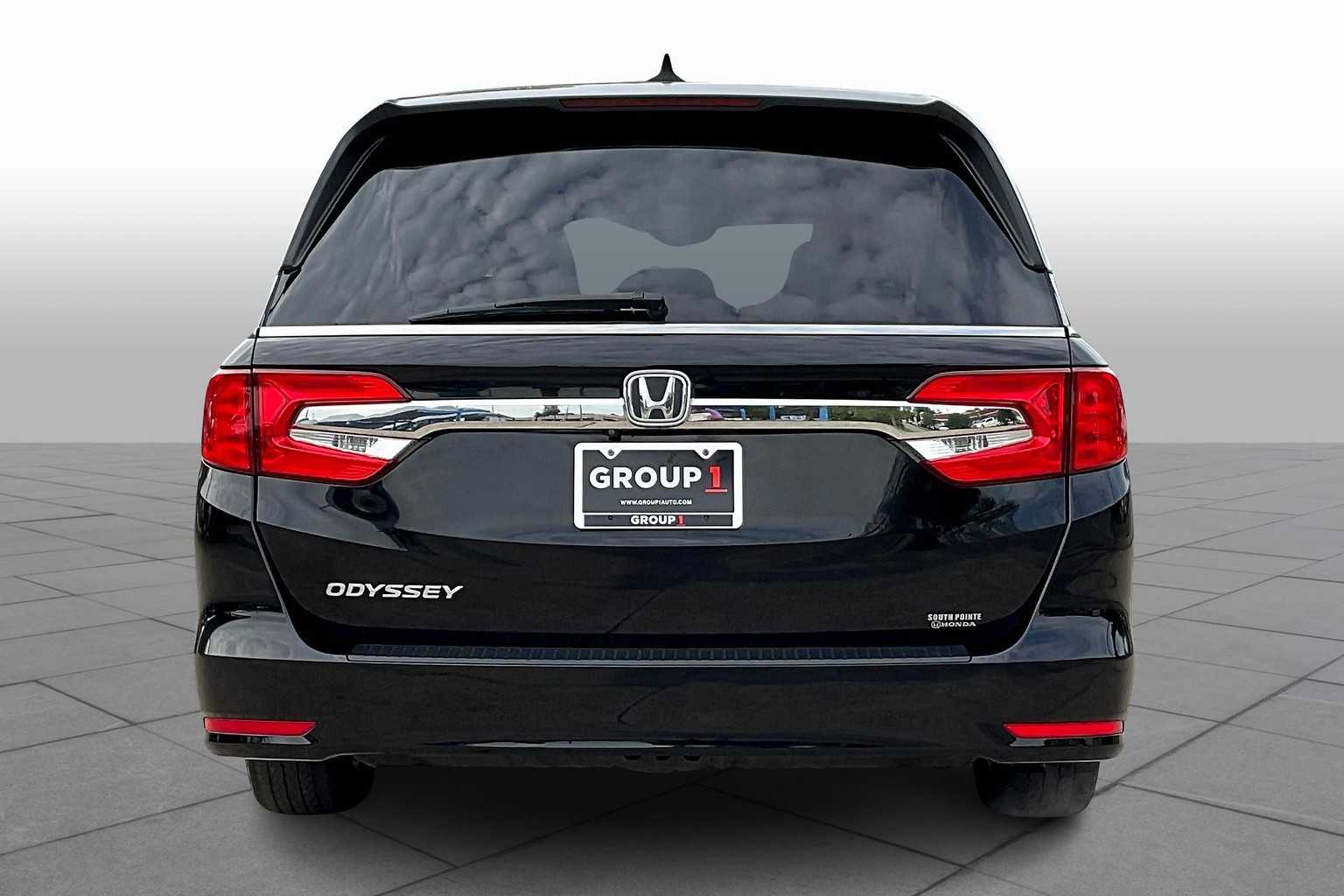 2018 Honda Odyssey EX-L photo 4