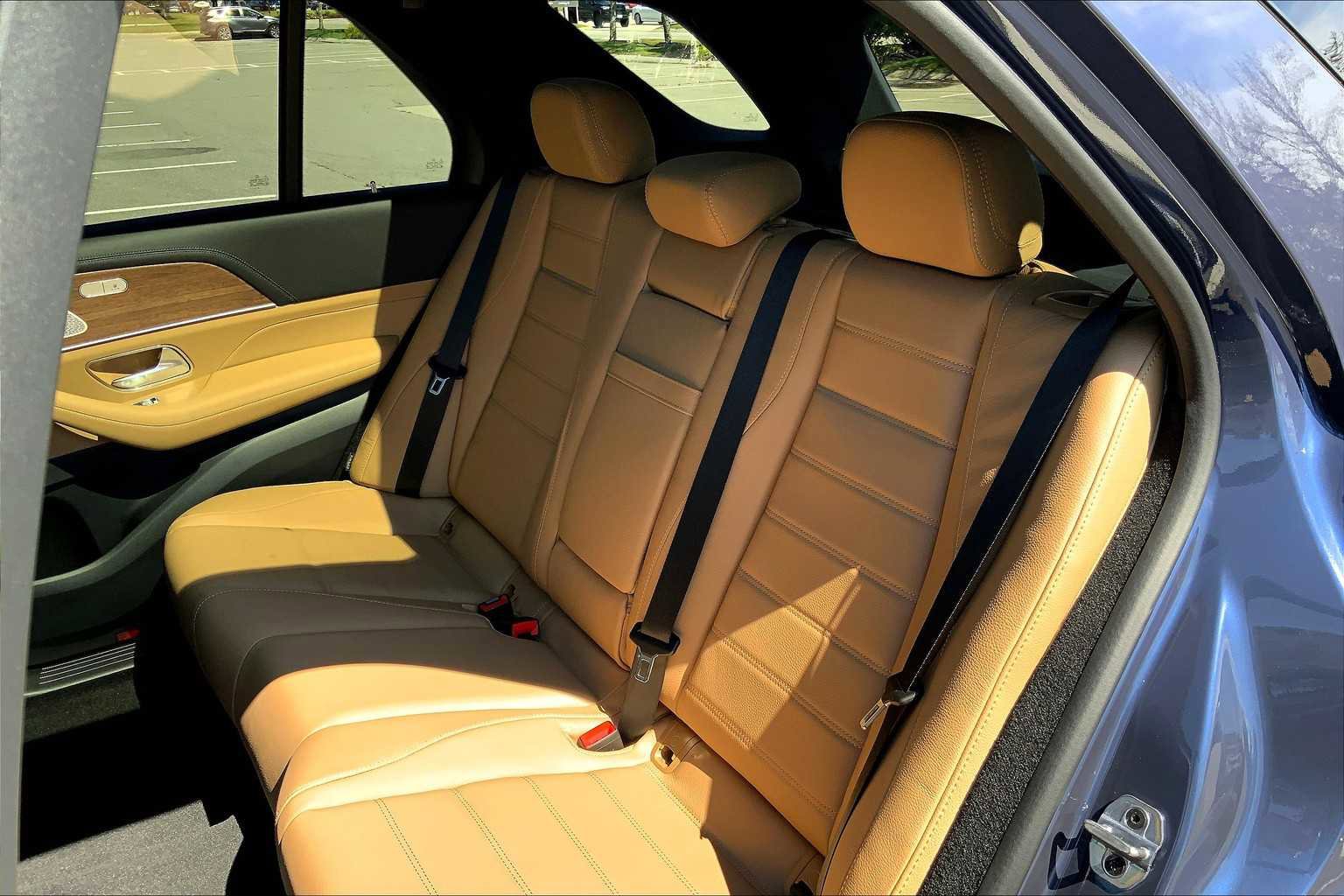 2026 Mercedes Benz GLE 450 4MATIC photo 13