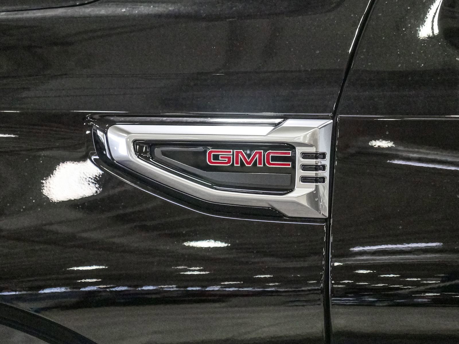 2025 Gmc Yukon Denali photo 17