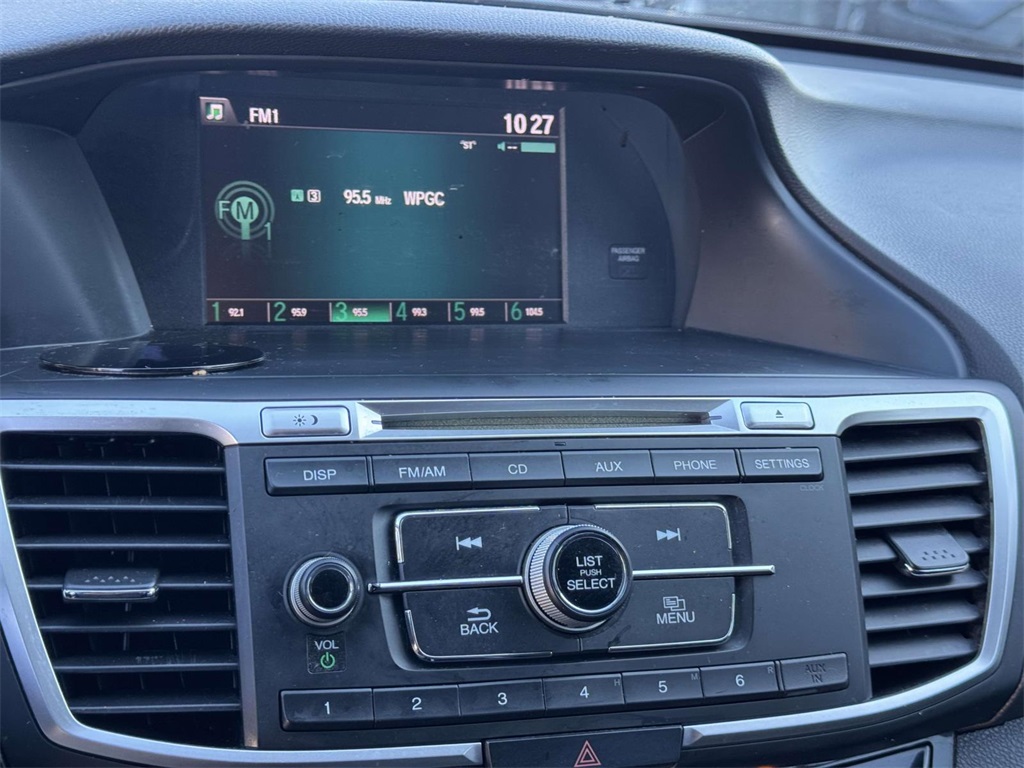 2017 Honda Accord LX photo 3