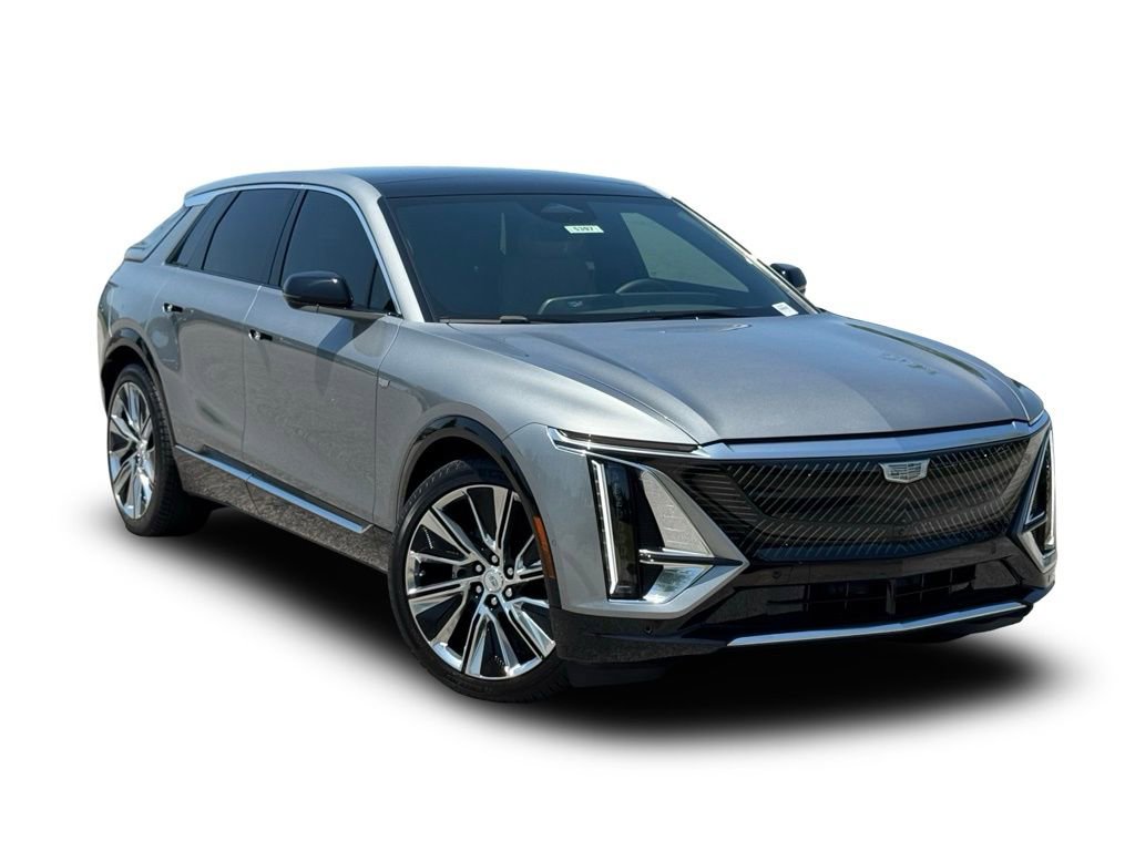 2025 Cadillac Lyriq Luxury photo 2