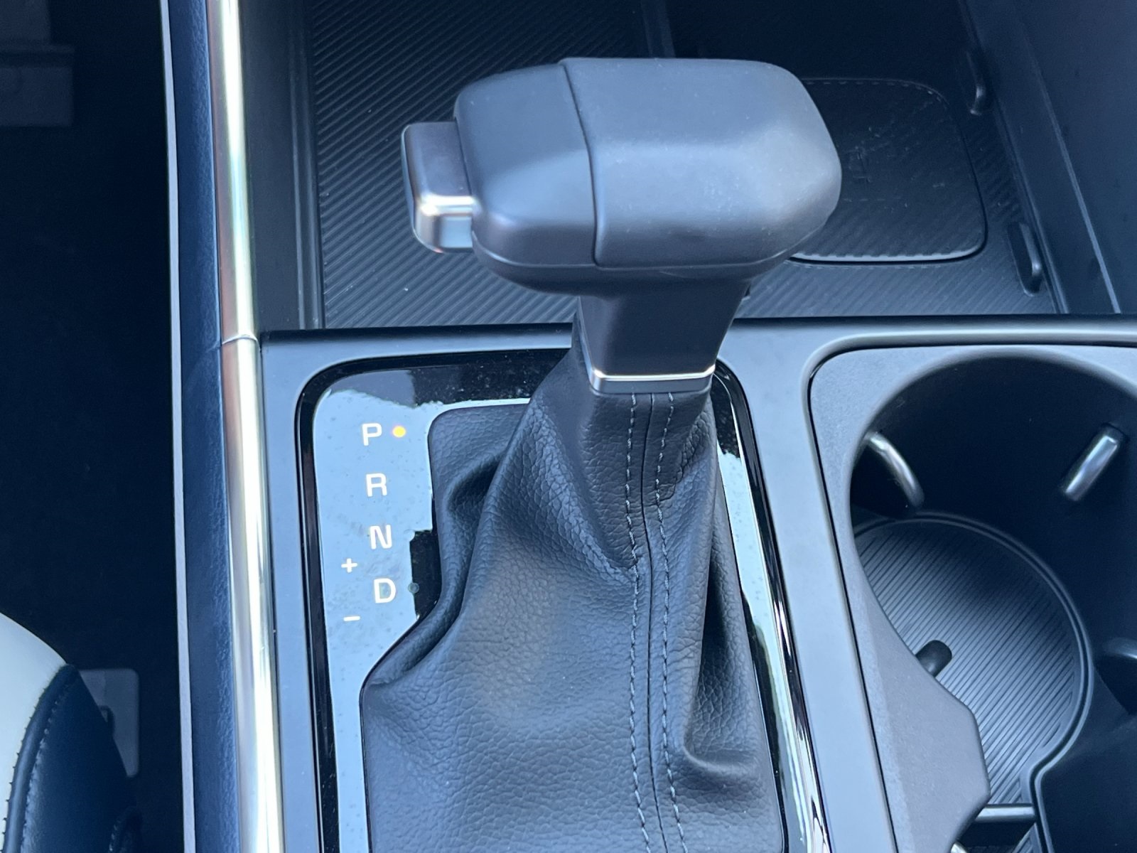 2026 Kia Carnival SX photo 21