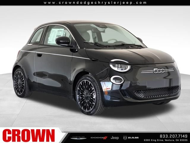 2025 Fiat 500e La Prima photo 3