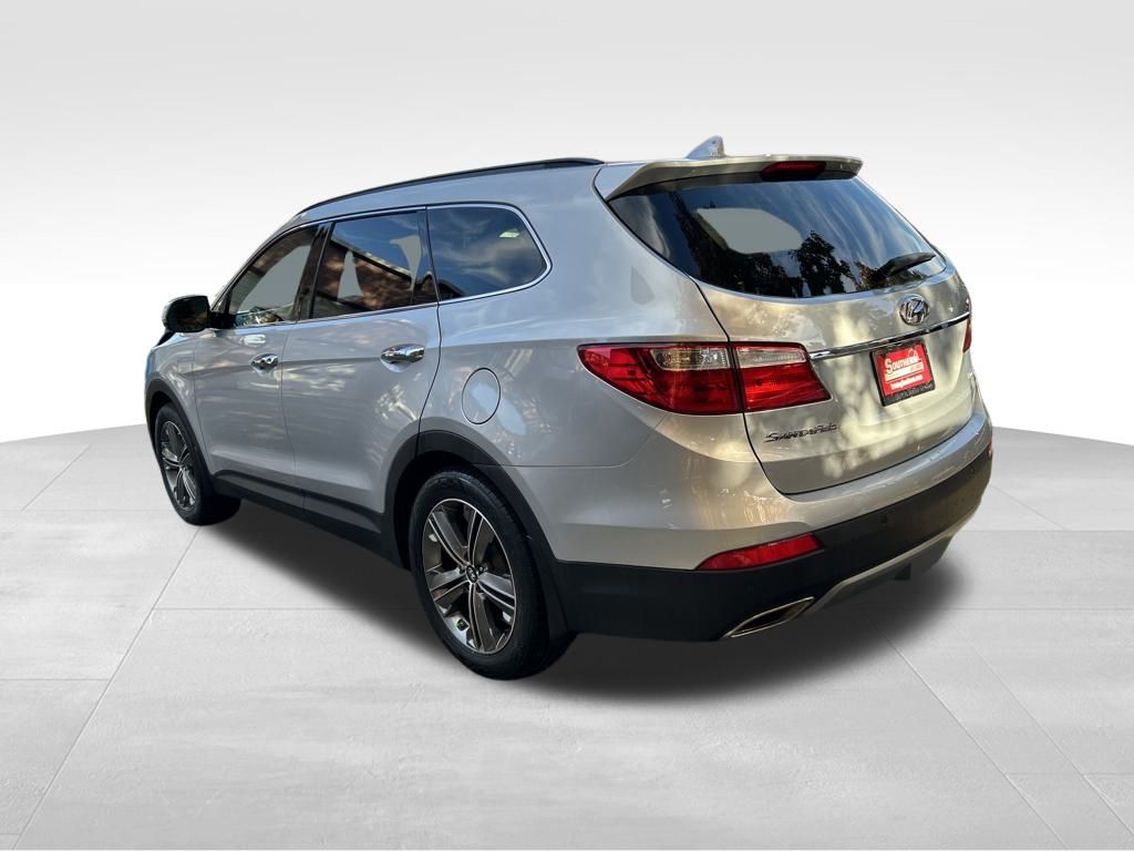 2015 Hyundai Santa Fe GLS photo 3