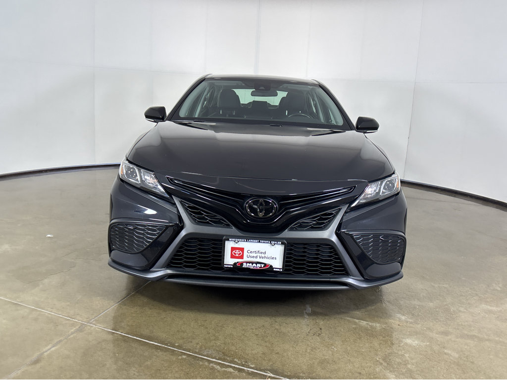 2022 Toyota Camry SE photo 4