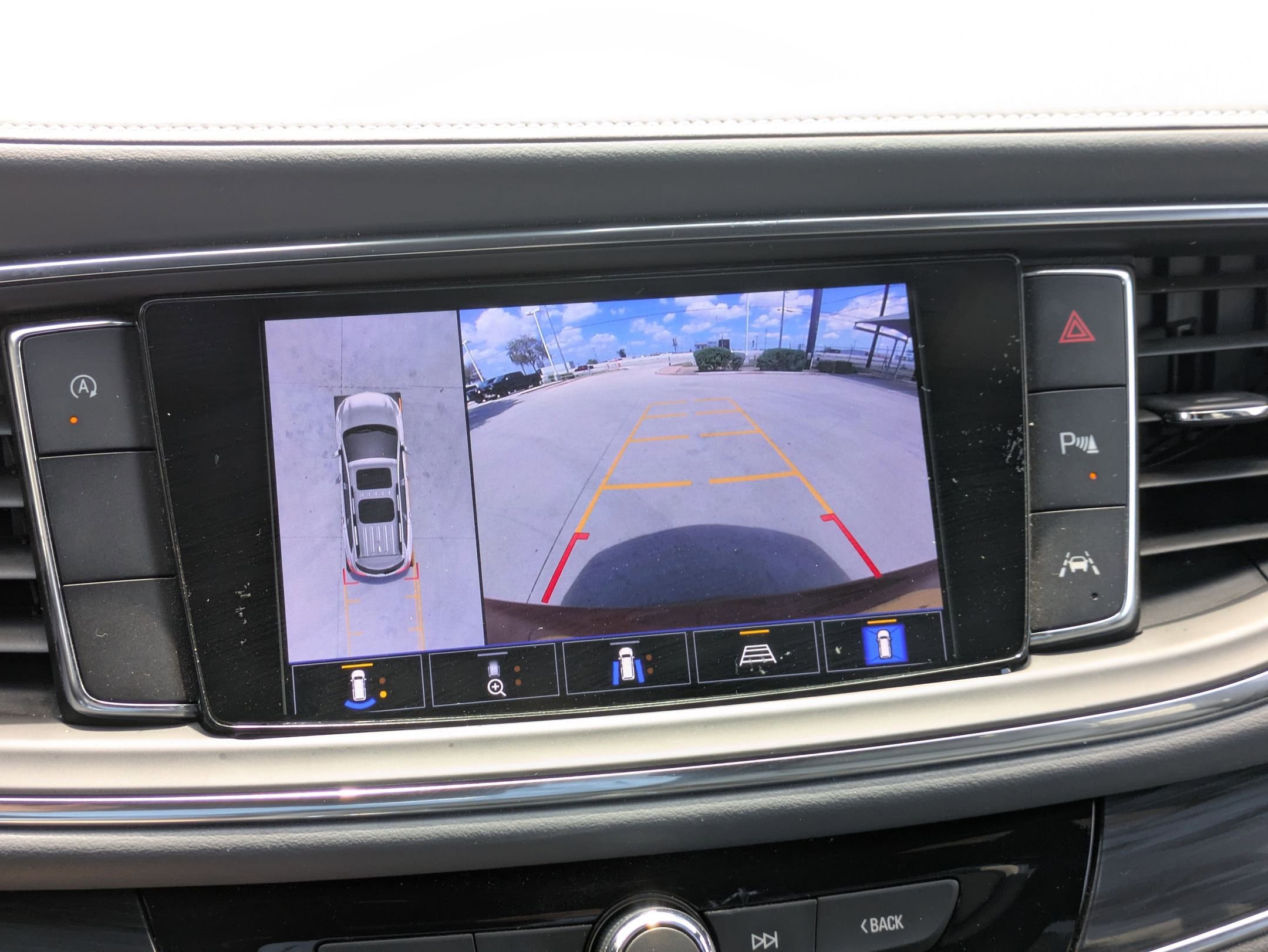 2024 Buick Enclave Premium photo 18