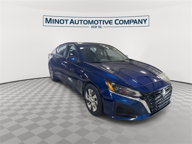 2023 Nissan Altima 2.5 S photo 2