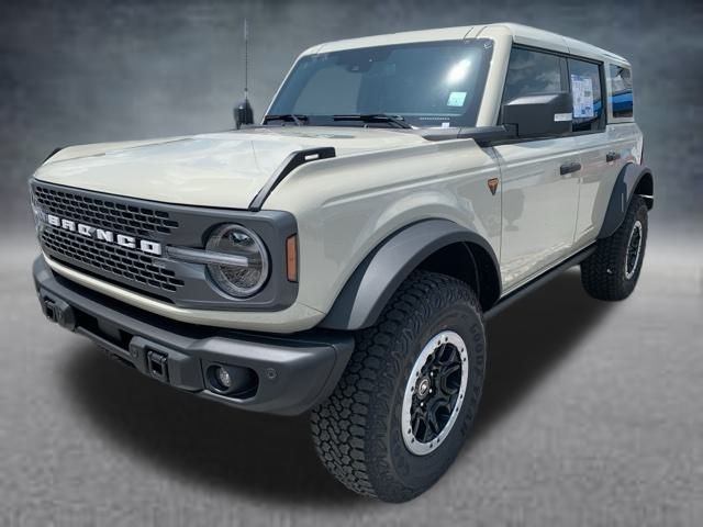 2025 Ford Bronco Badlands photo 3