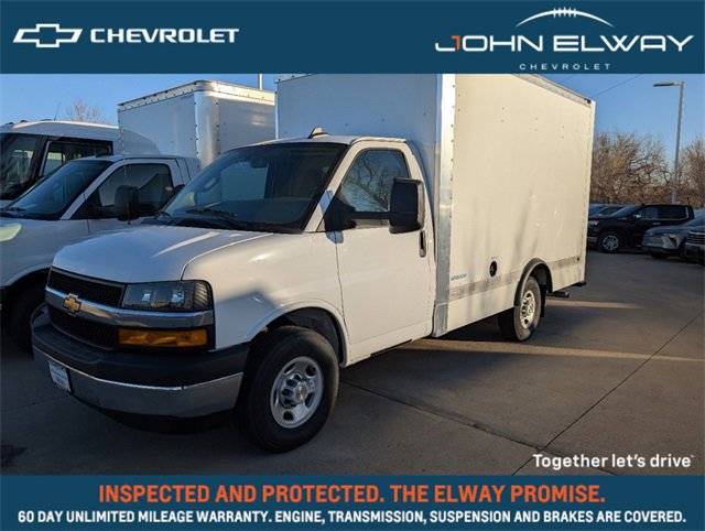 2024 Chevrolet Express Cutaway Base's photo