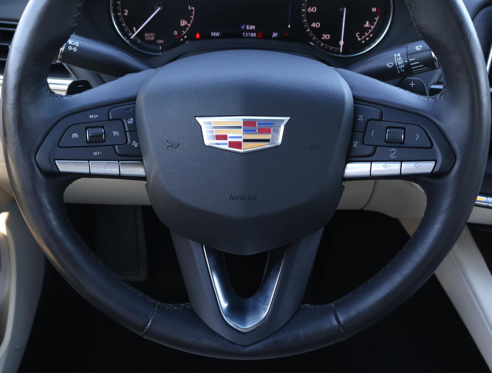 2024 Cadillac CT5 Luxury photo 12