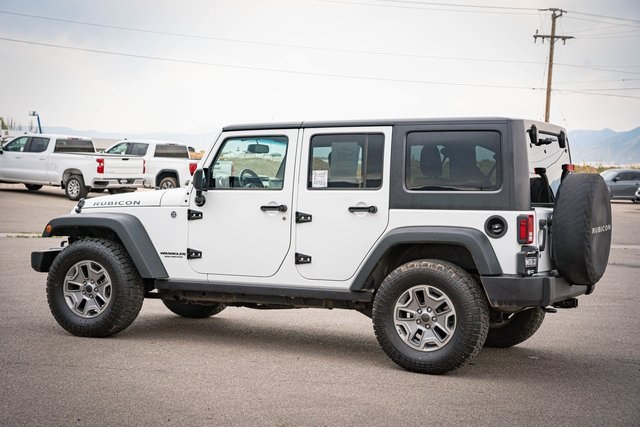 2015 Jeep Wrangler Unlimited Rubicon photo 10