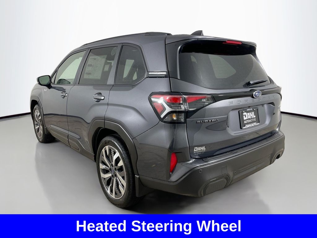 2025 Subaru Forester Touring photo 3
