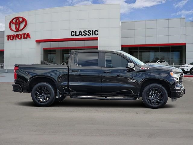 2024 Chevrolet Silverado 1500 RST photo 3
