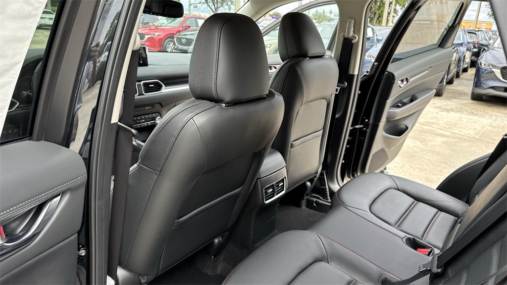 2025 Mazda CX-5 2.5 S Carbon photo 28