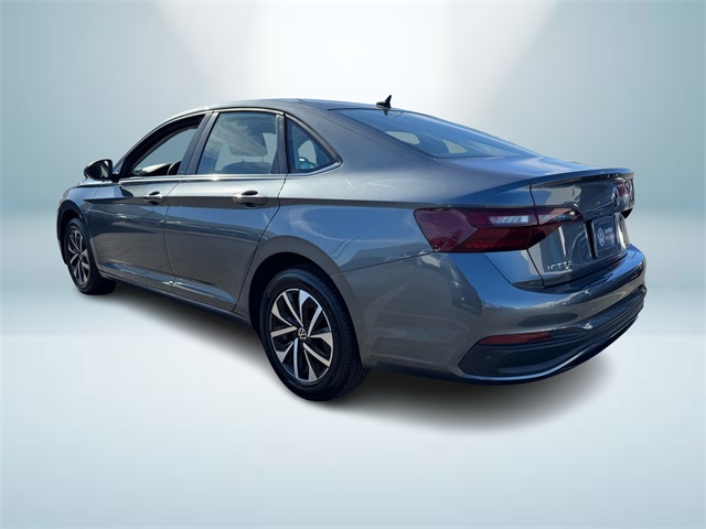 2023 Volkswagen Jetta 1.5T S photo 3