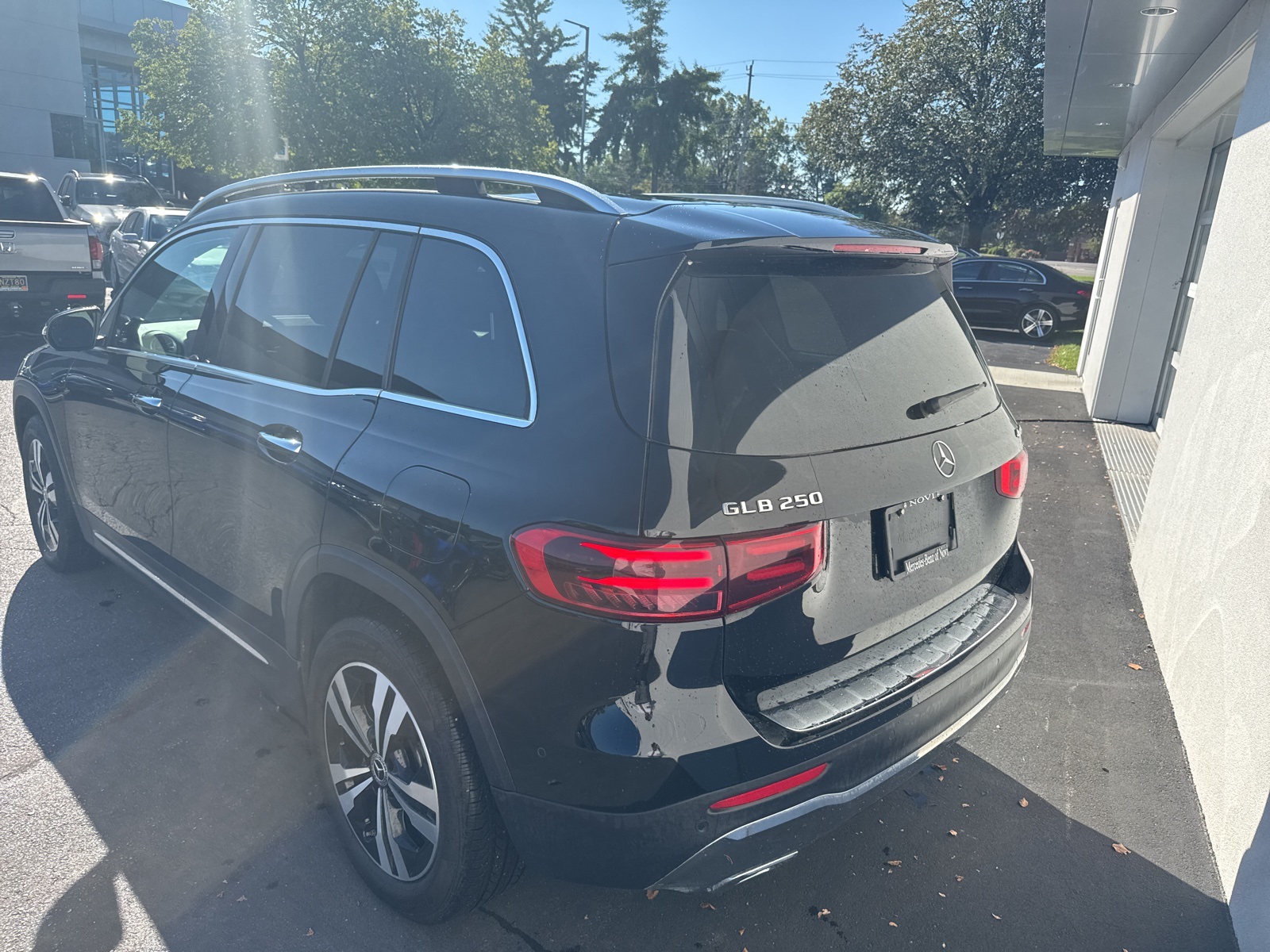 2025 Mercedes Benz GLB 250 4MATIC photo 6