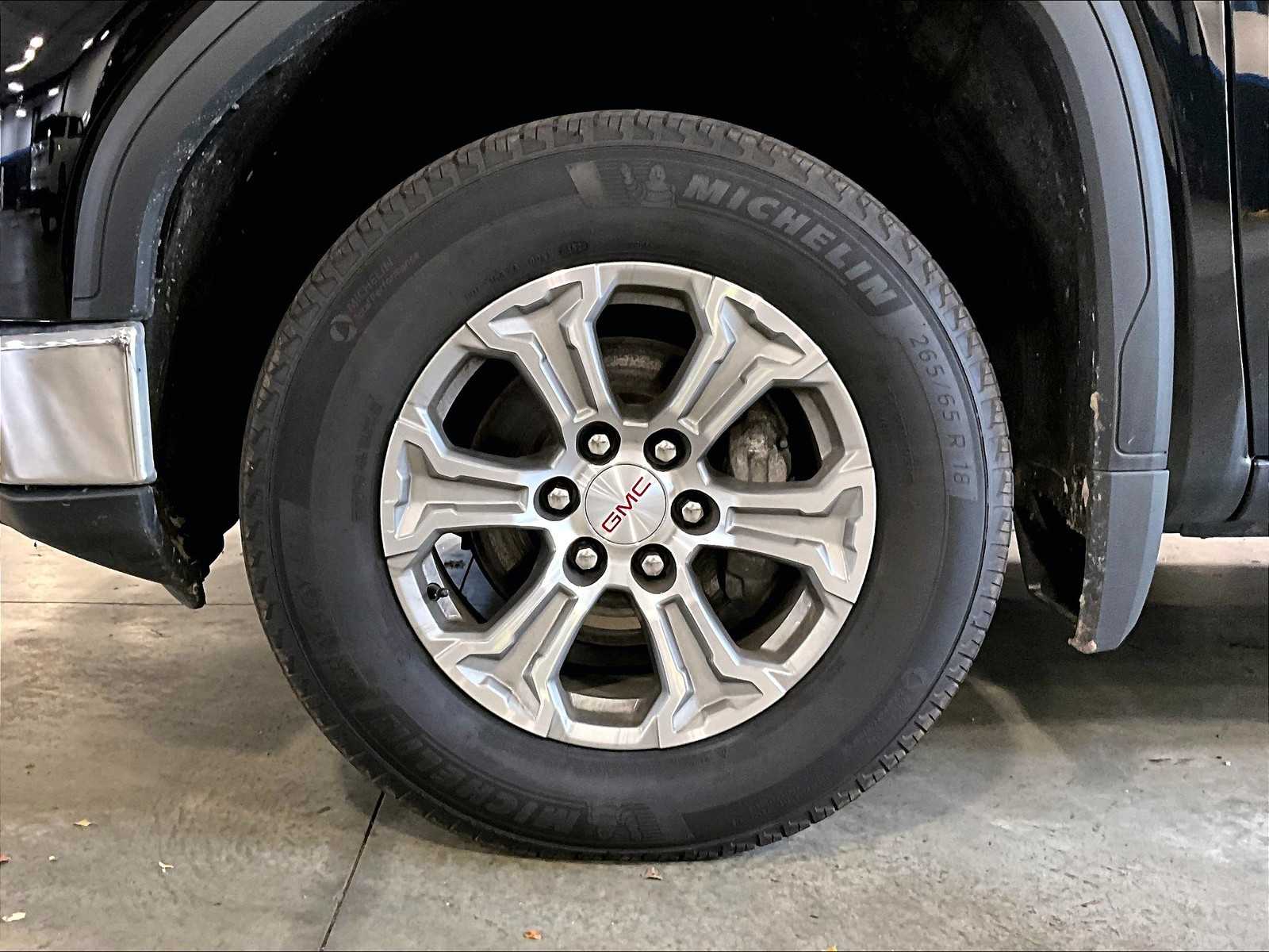 2024 Gmc Sierra 1500 SLT photo 6