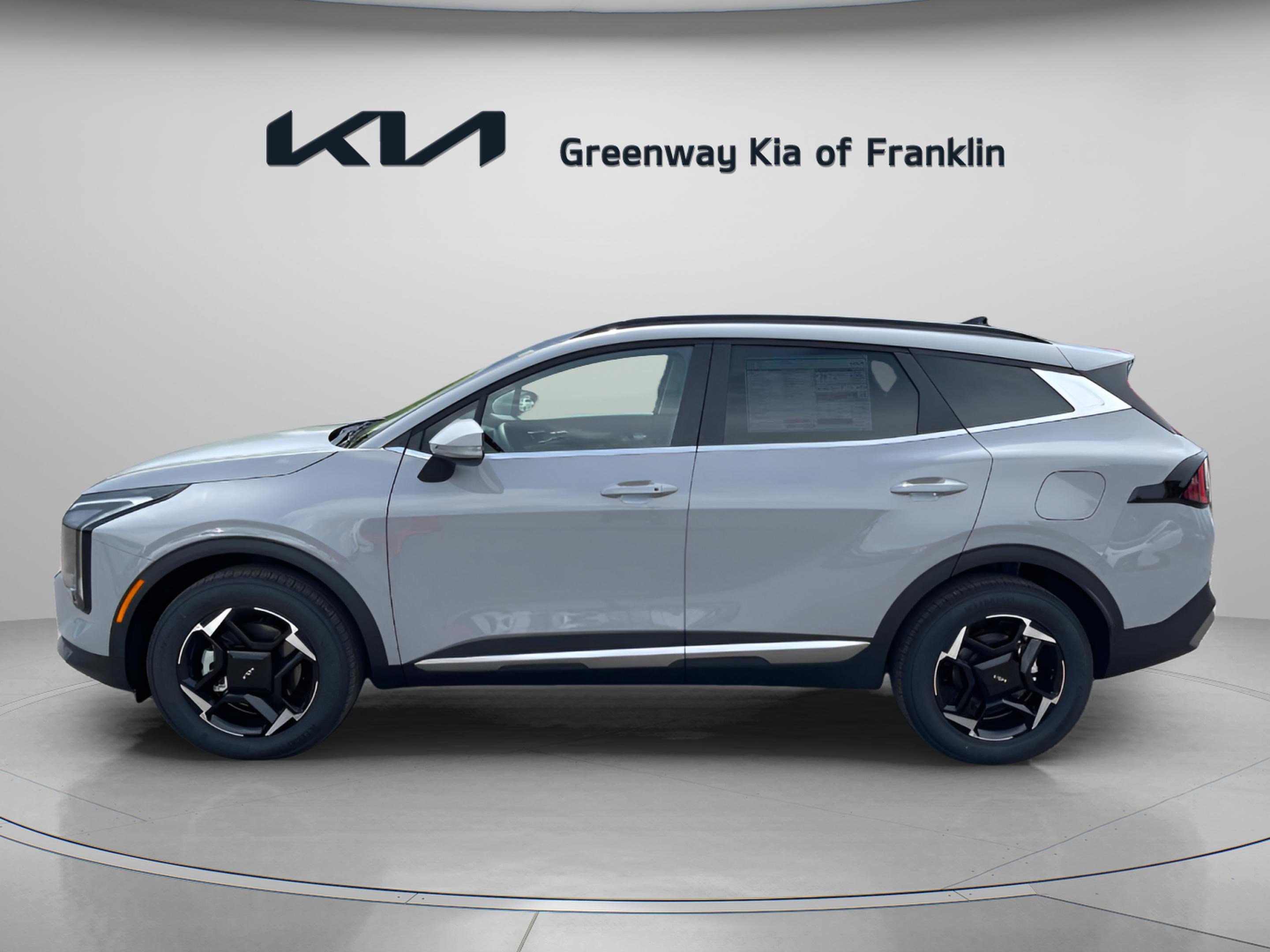 2026 Kia Sportage EX photo 4