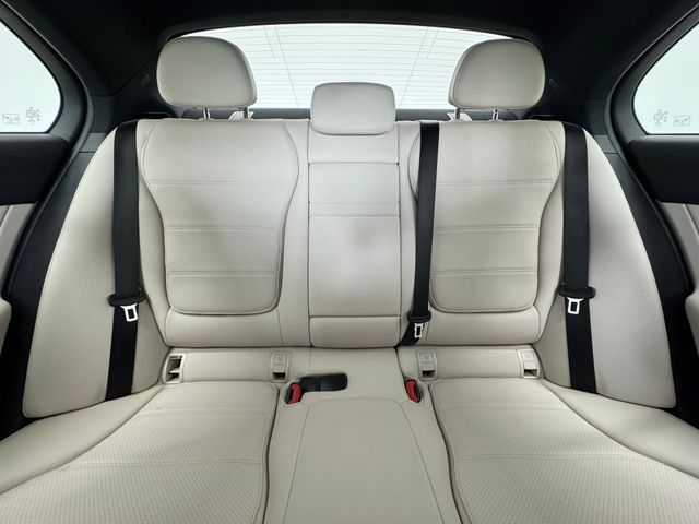 2023 Mercedes Benz C 300 photo 7