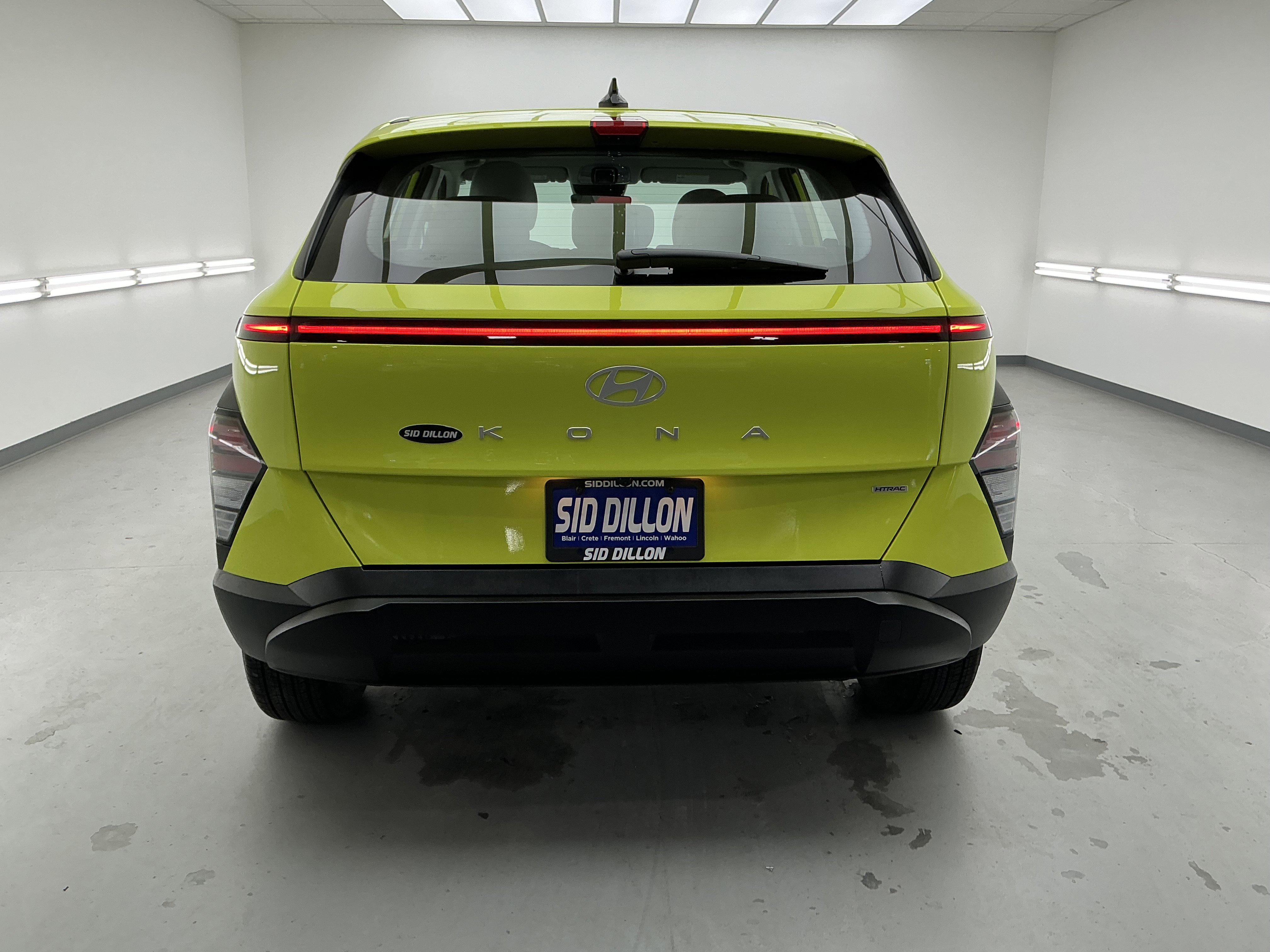 2024 Hyundai Kona SE photo 4