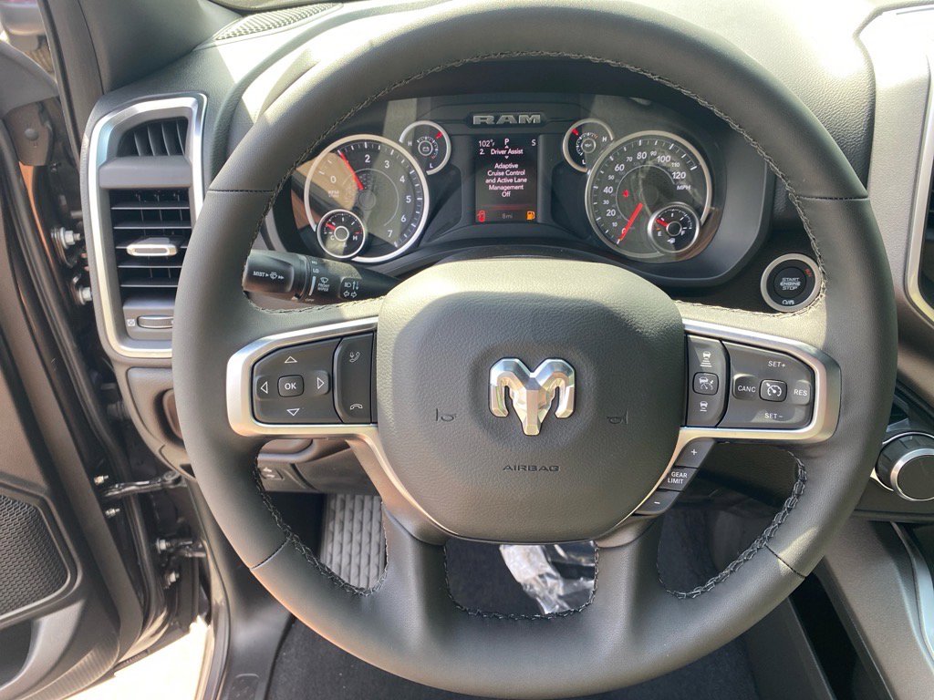2025 Ram 1500 Big Horn photo 5