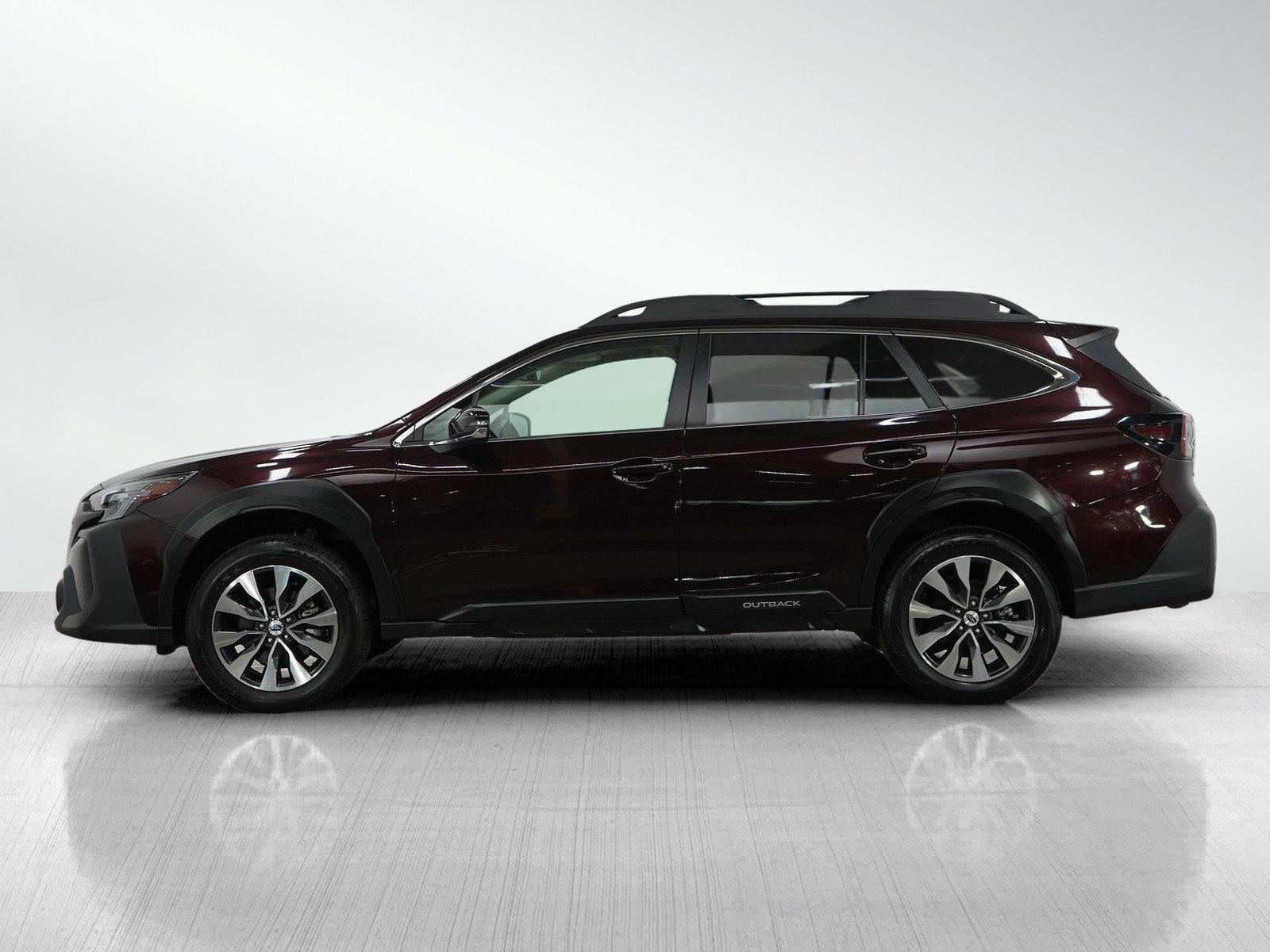 Used 2024 Subaru Outback Limited with VIN 4S4BTANC2R3282707 for sale in Burnsville, Minnesota