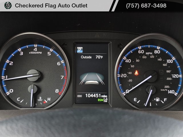 2017 Toyota RAV4 XLE photo 11