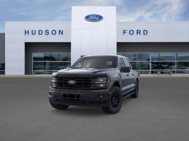 2025 Ford F-150 XLT photo 2